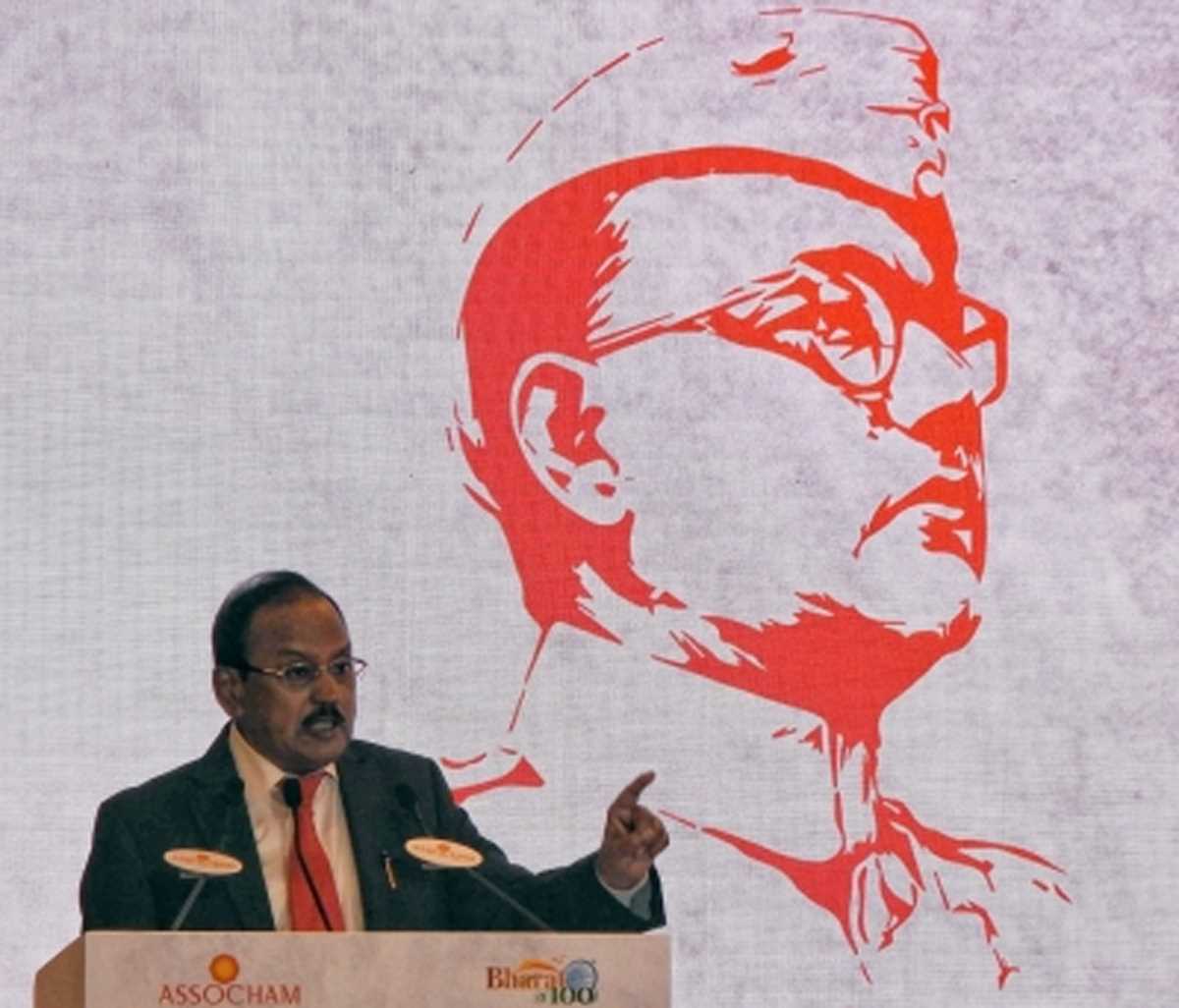 बोस जिंदा होते तो भारत का बंटवारा नहीं होता : अजीत डोभाल